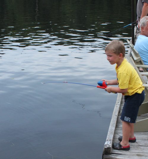 Family Fishing - Loring Restoule